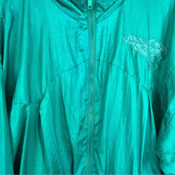 2B Active Metallic Green Vintage 90s Athleisure Gym Athletic Windbreaker Jacket - Picture 4 of 14
